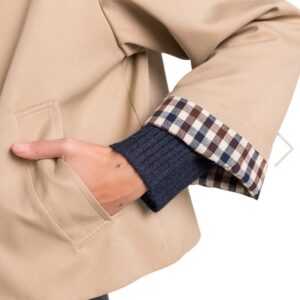 Alternative view of Beige korte trenchcoat
