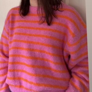 Roze gebreide damestrui met strepen Stylefever