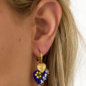 Goudkleurige stainless steel damesoorbellen met blauw hartje Stylefever