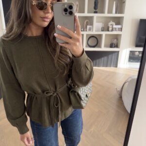 Groen gebreid truitje met strikceintuur Stylefever